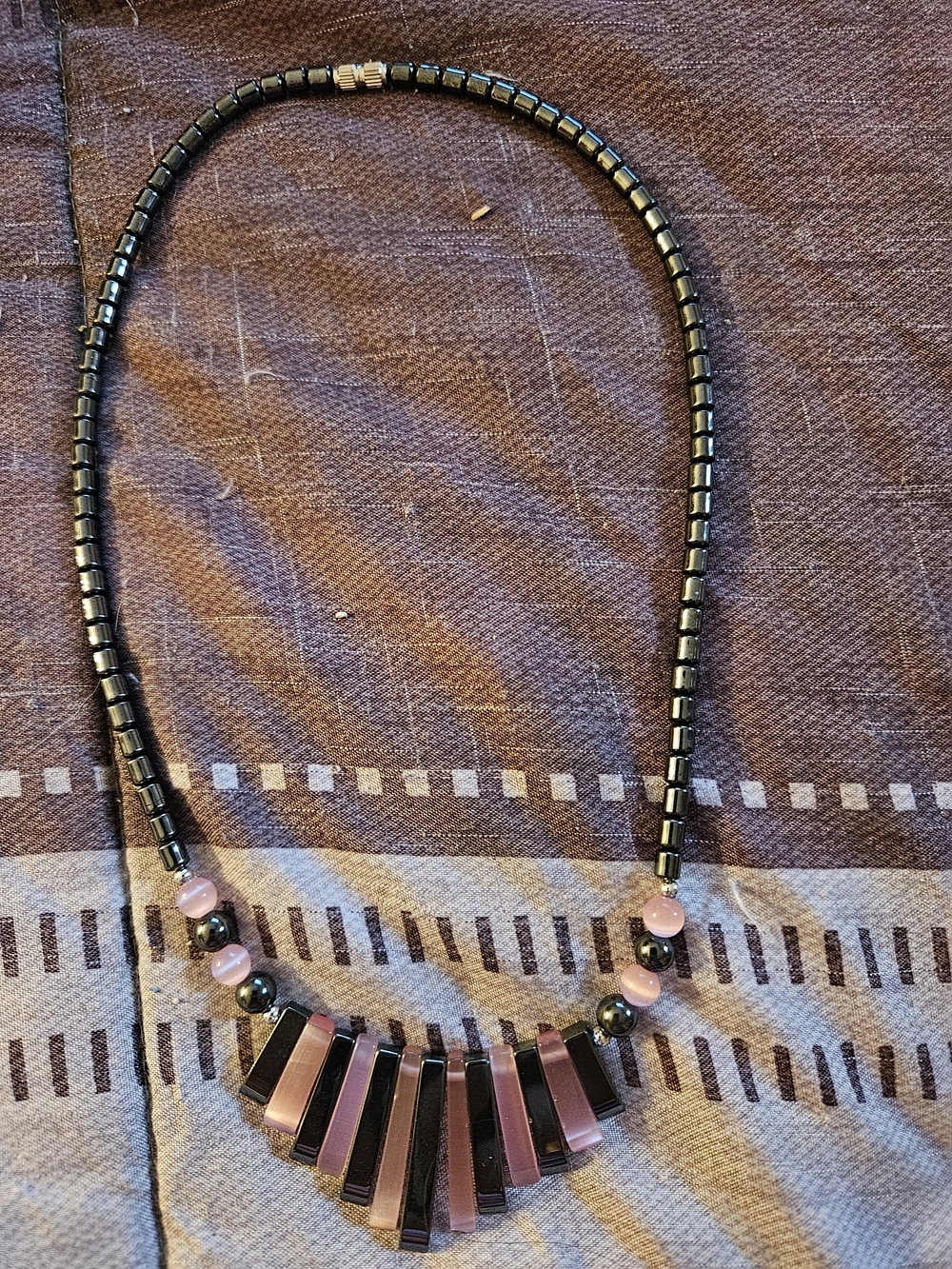 Black and Pink Beaded Pendant Necklace